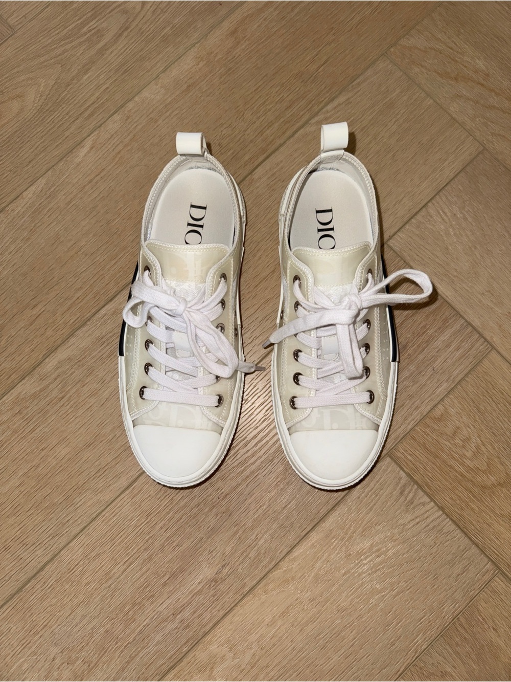 Dior B23 Oblique Low-Top Sneakers - Picture 3 of 7